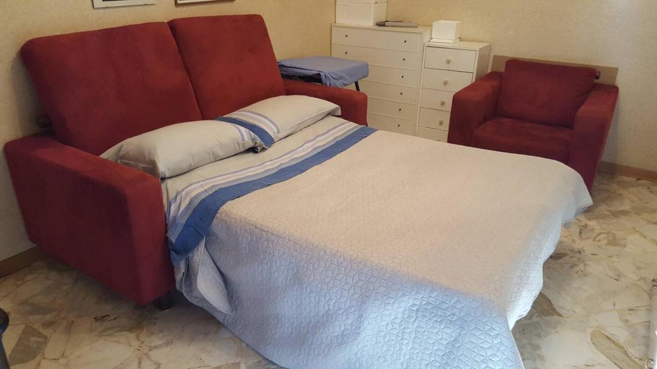 לצ'ה Casa Vacanze Puccini מראה חיצוני תמונה